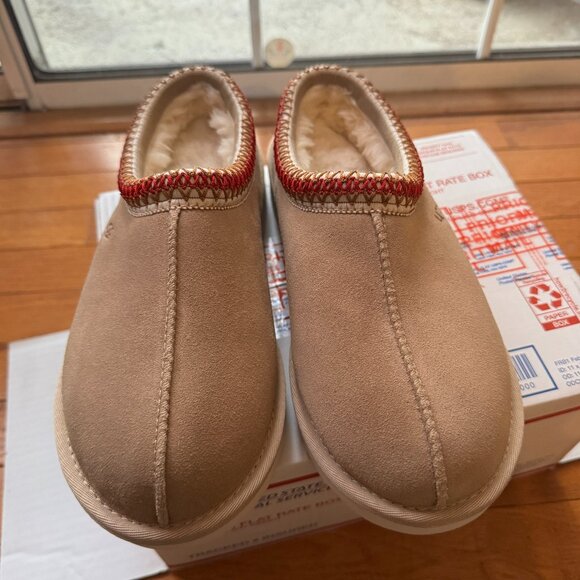 Ugg Tasman Women's Slipper shoe Size 8 - Picture 1 of 4